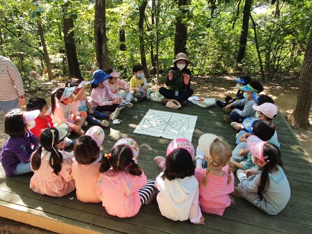 송파구 장지공원 유아숲체험원 프로그램 제공 사진=송파구
