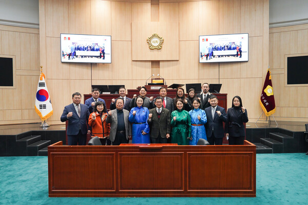 몽골 바이양걸구의회의원 방문. 사진=동대문구의회