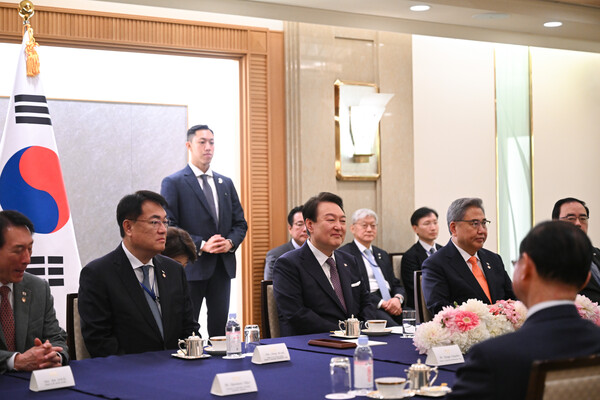 윤석열 대통령이 방일 이틀째인 17일 일본 정계 주요 인사들을 접견했다. 사진=연합뉴스