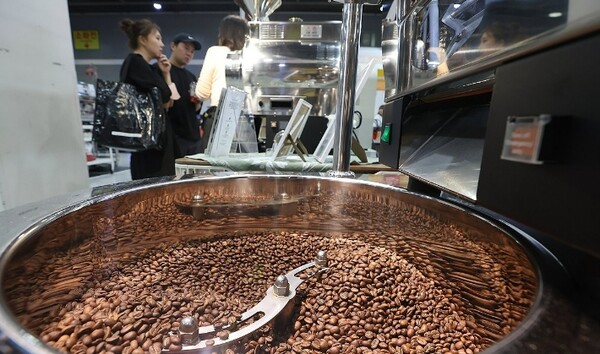 한국 커피 수입액이 2년 연속 10억 달러는 넘어섰다. 사진=연합뉴스