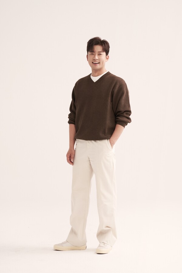'흙심인대호'는 도심 속에 숨겨진 마을들을 찾아 떠나는 김대호의 '슬로우 힐링 라이프'를 담는다. 사진=JTBC