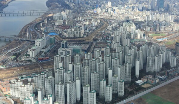 향후 2년간 전국 공동주택 입주 물량이 43만가구 수준으로 예측됐다. 서울의 한 아파트 단지. 사진=시사경제신문